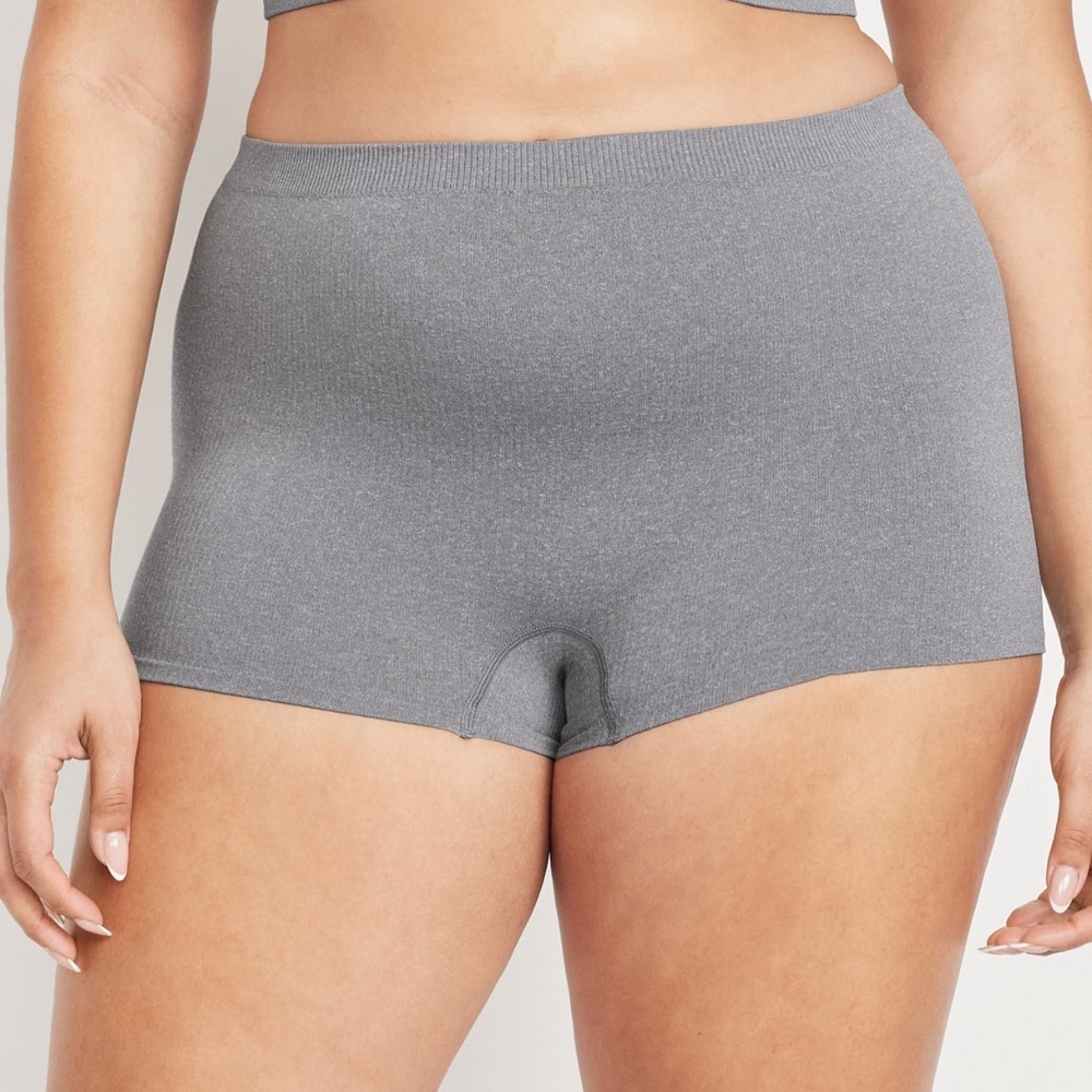 NWT Old Navy Rib seamless gray women’s boys short XL